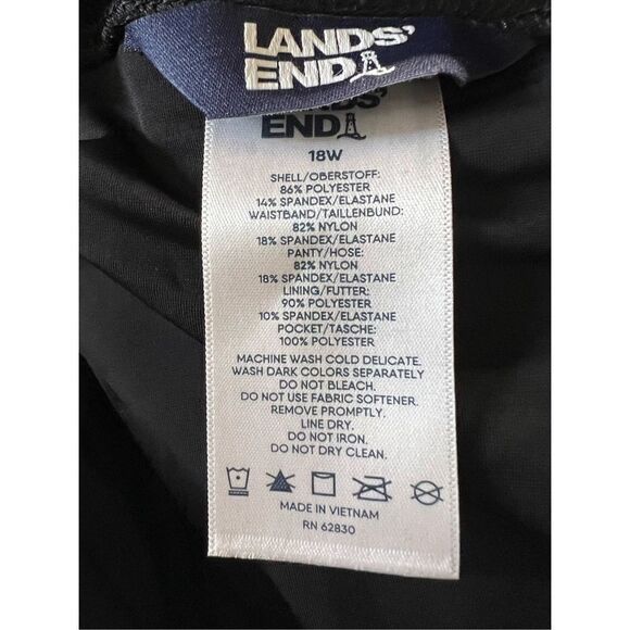 Lands' End Women's Black Running Shorts Size 18 - Picture 3 of 3